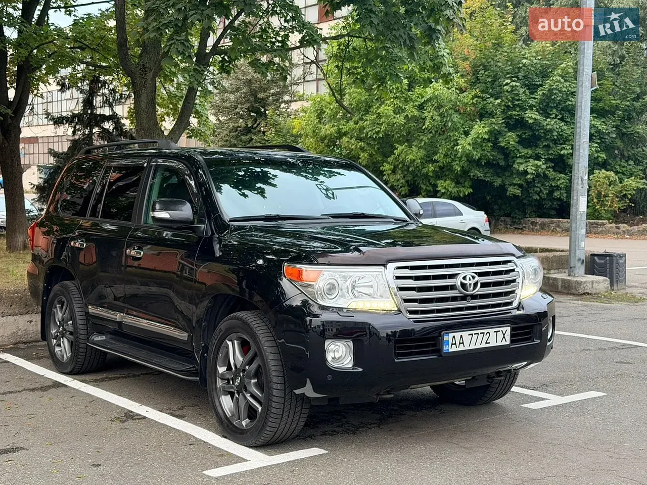 Toyota Land Cruiser 2014 photo 4