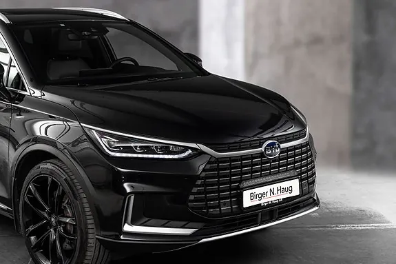 BYD Tang 2023 photo 5