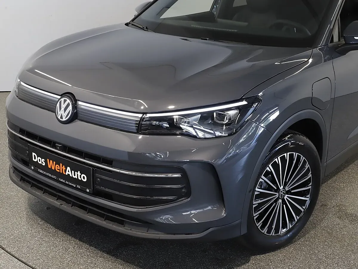 Volkswagen Tiguan 2026 photo 3