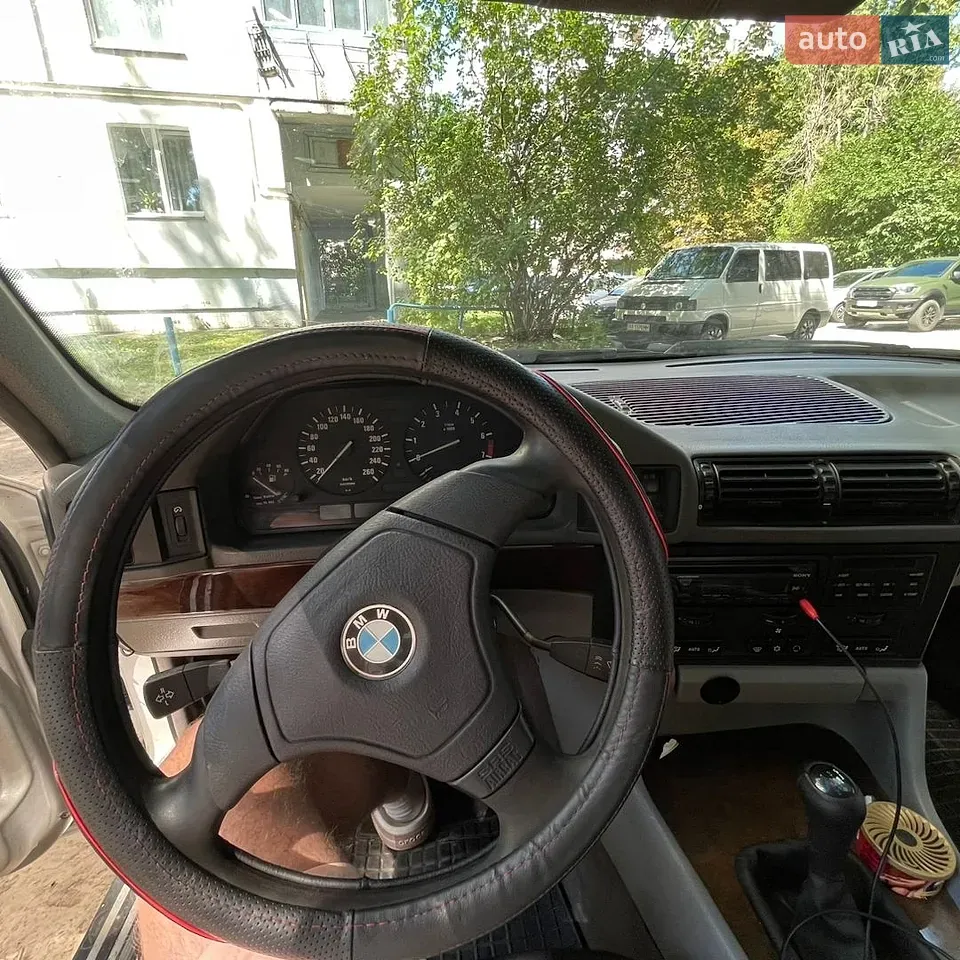 BMW 5 Series 1991 photo 4