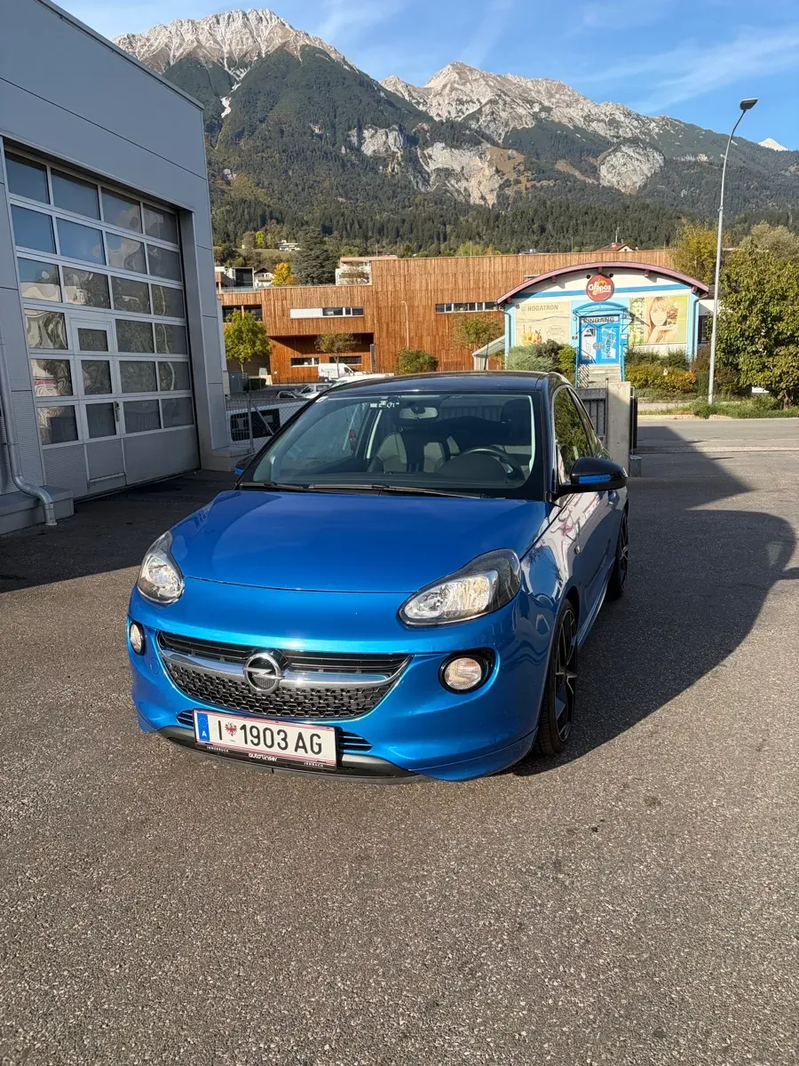 Opel Adam