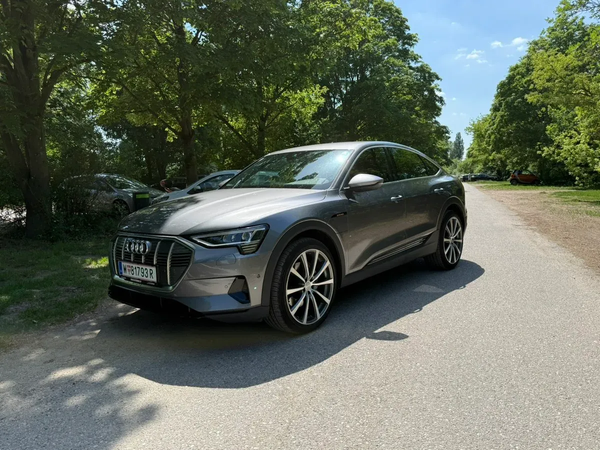 Audi E-Tron 2021 photo 3