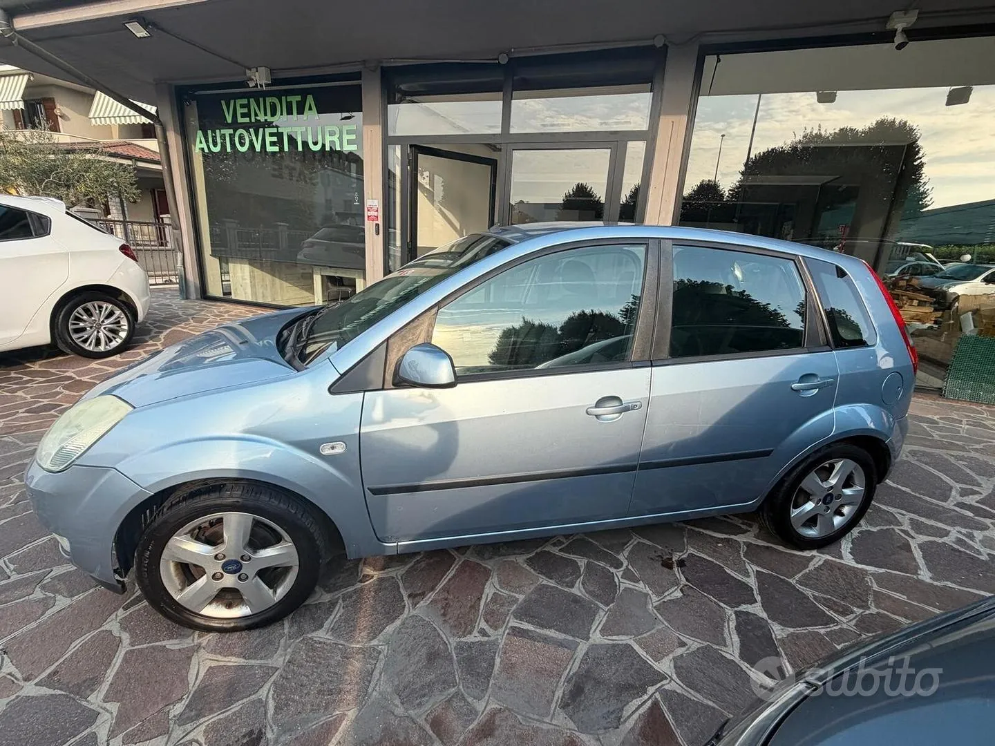 Ford Fiesta 2005 photo 4