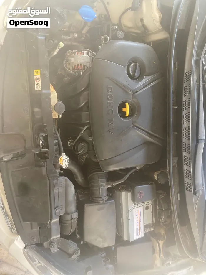 Hyundai Elantra 2015 photo 4