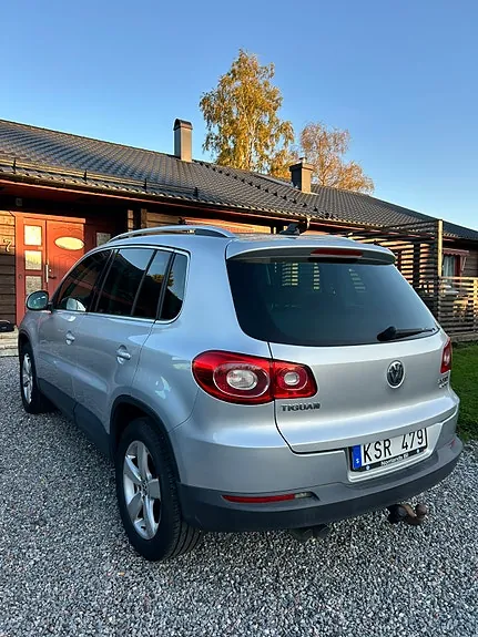Volkswagen Tiguan 2011 photo 2