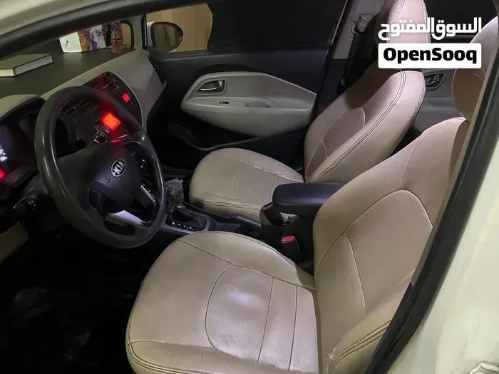 Kia Rio 2015 photo 4