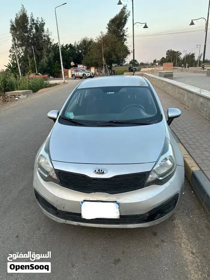 Kia Rio 2015 photo 5