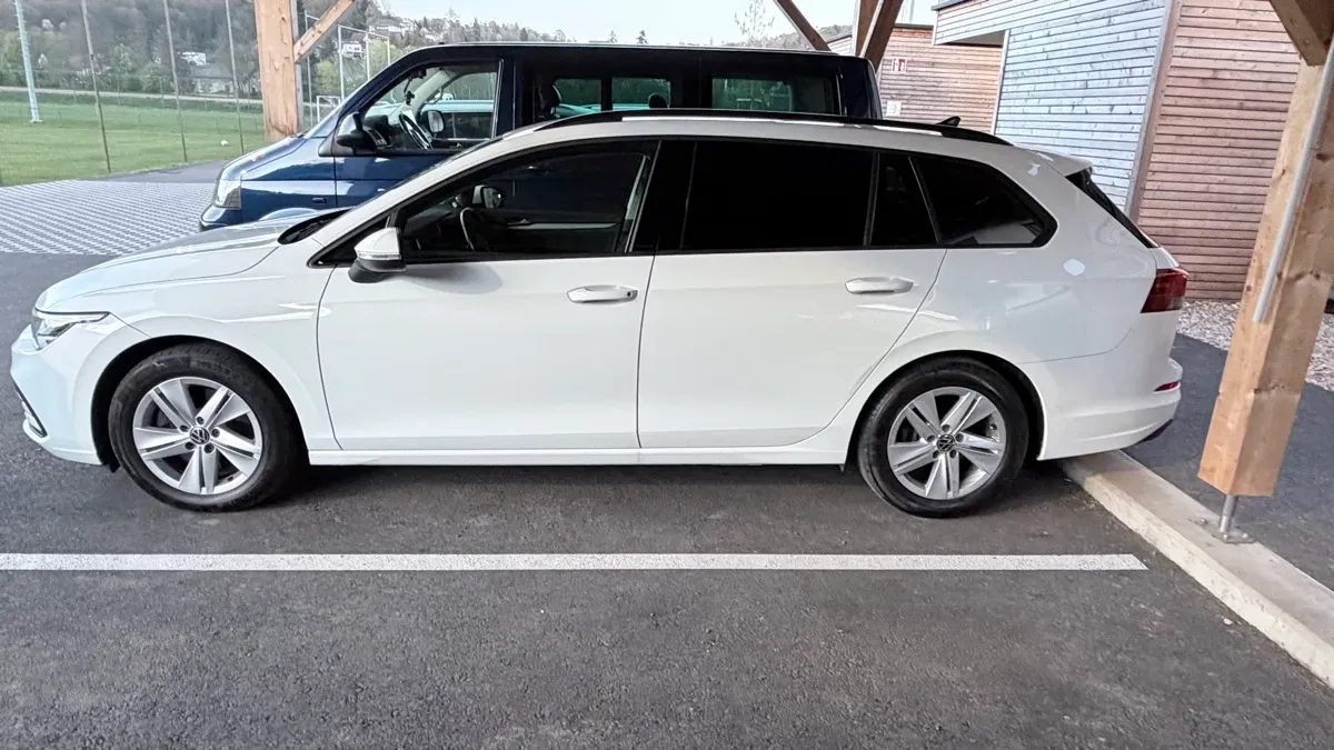 Volkswagen Golf 2021 photo 2