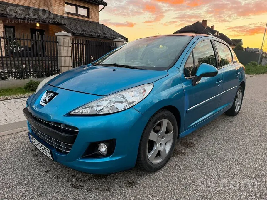 Peugeot 207 2011 photo 5
