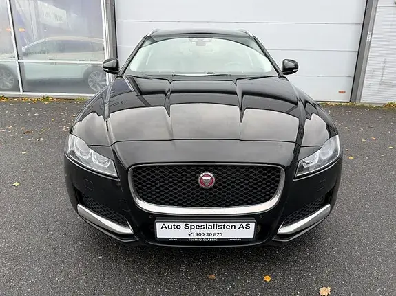 Jaguar Xf 2019 photo 5