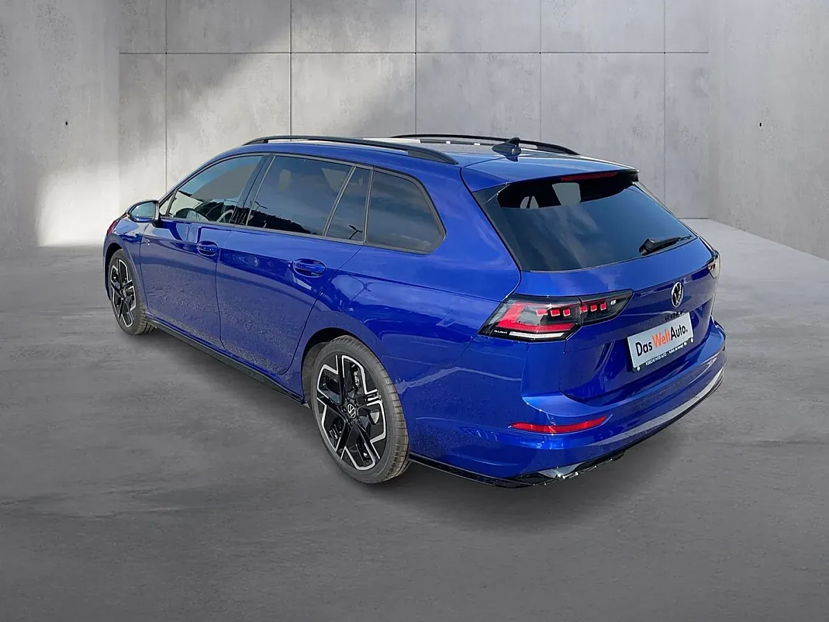 Volkswagen Golf 2025 photo 3