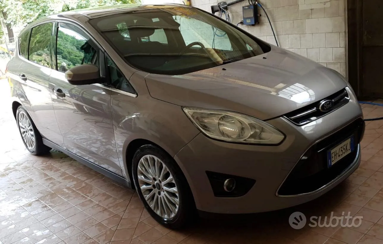 Ford C-Max 2011 photo 2
