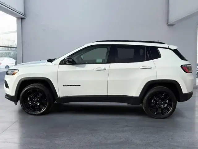 Jeep Compass 2026 photo 2