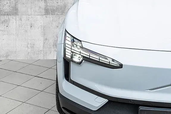 Volvo Ex30 2025 photo 4