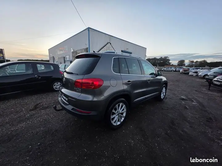 Volkswagen Tiguan 2012 photo 4