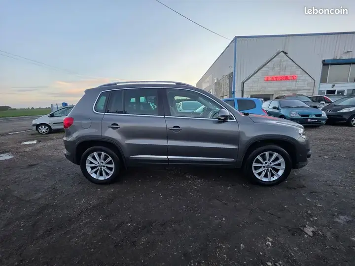 Volkswagen Tiguan 2012 photo 5