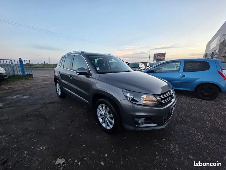 Volkswagen Tiguan 2012 photo 3