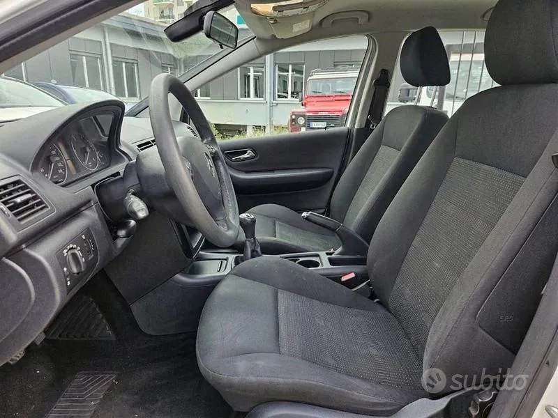 Mercedes-Benz A-Class 2012 photo 5