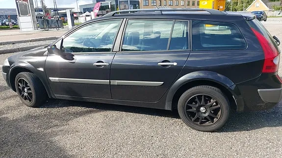 Renault Megane Ii 2004 photo 2