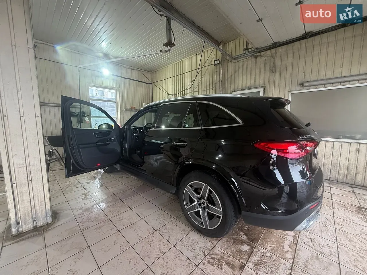 Mercedes-Benz Glc-Class 2022 photo 5
