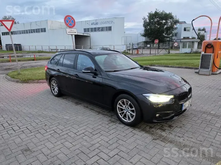 BMW 320 2017 photo 3