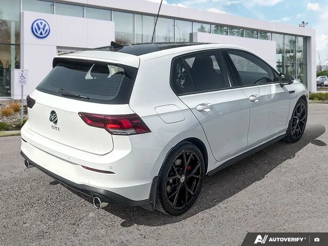 Volkswagen Golf 2024 photo 5