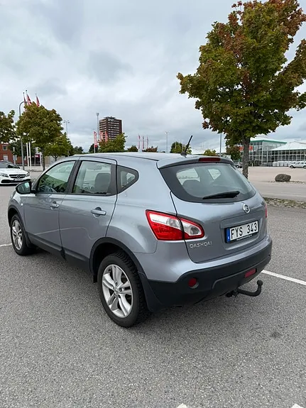 Nissan Qashqai 2011 photo 4