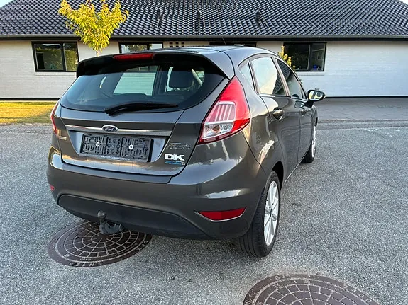 Ford Fiesta 2016 photo 3