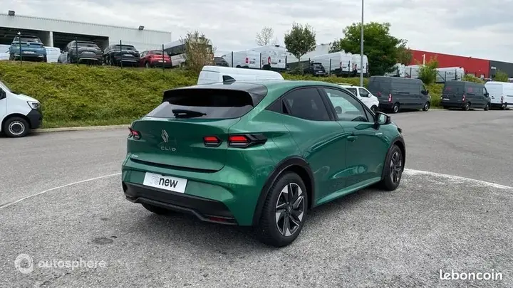 Renault Clio 2026 photo 2