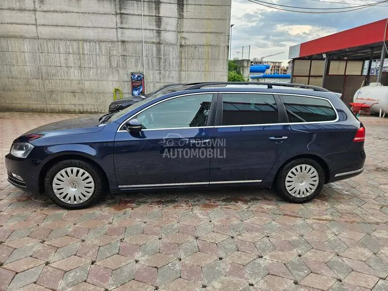 Volkswagen Passat B7 2012 photo 3