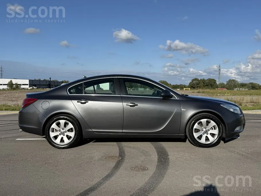 Opel Insignia 2010 photo 5