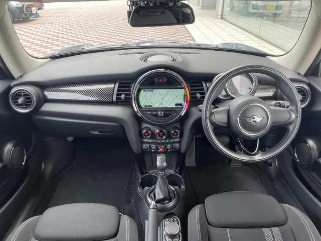 Mini Cooper S 2016 photo 2