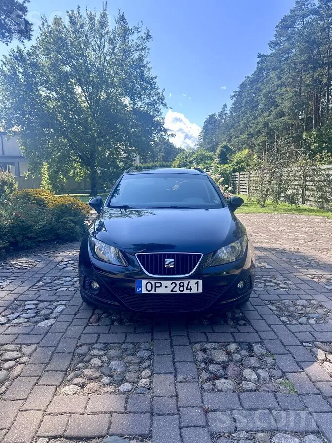 Seat Ibiza 2012 photo 2