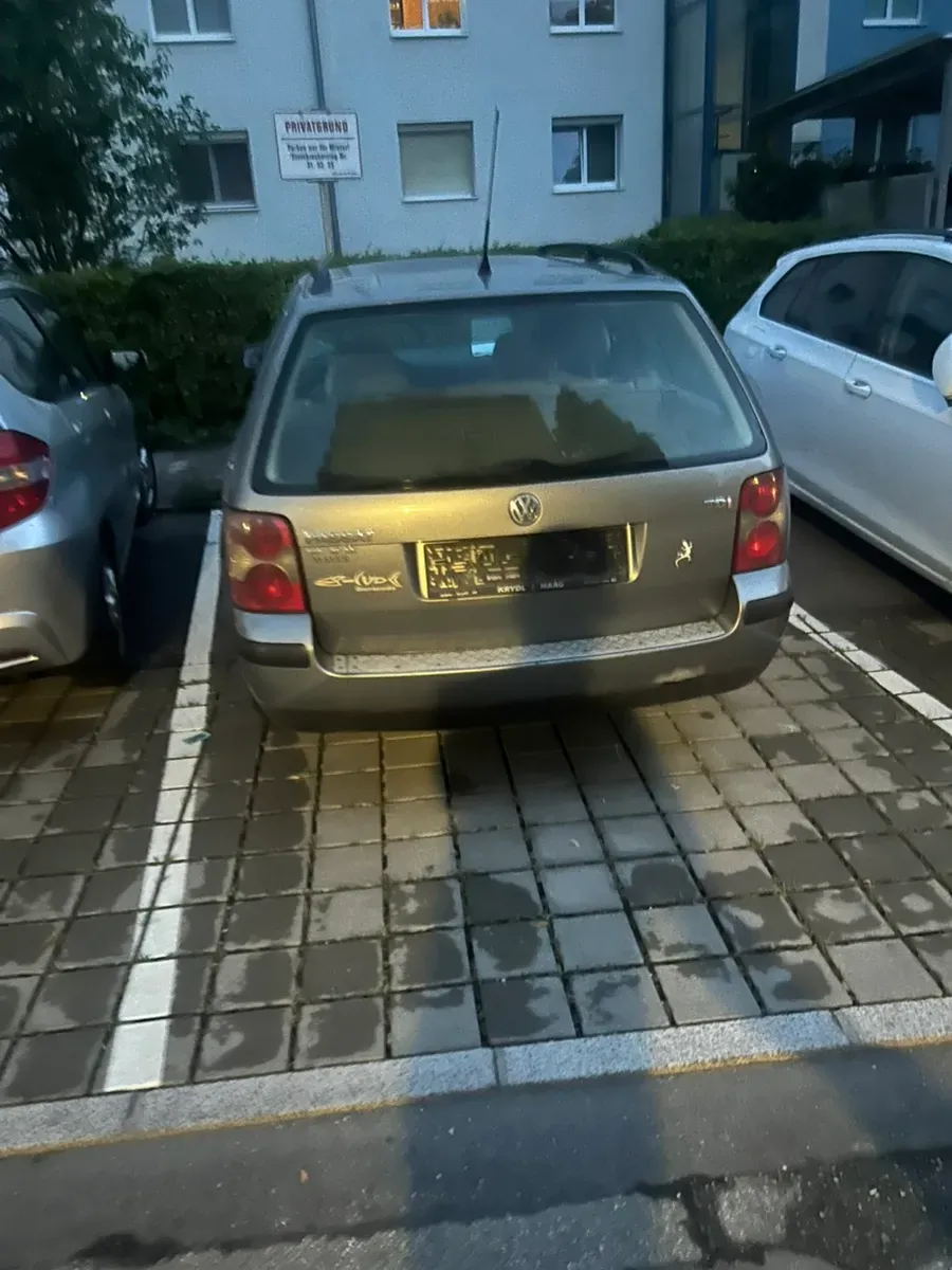 Volkswagen Passat 2004 photo 2