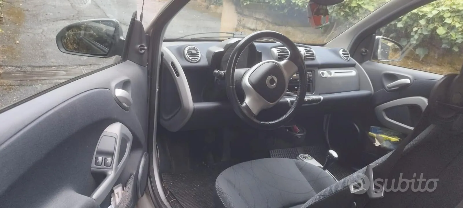 Smart Fortwo 2011 photo 4