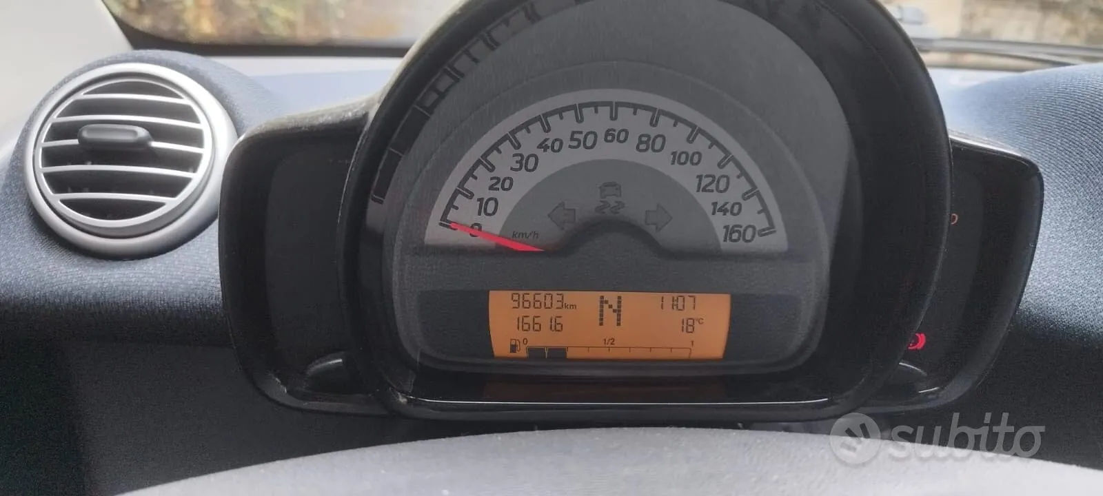 Smart Fortwo 2011 photo 5