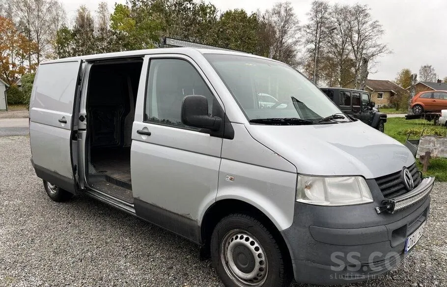 Volkswagen Transporter 2009 photo 2