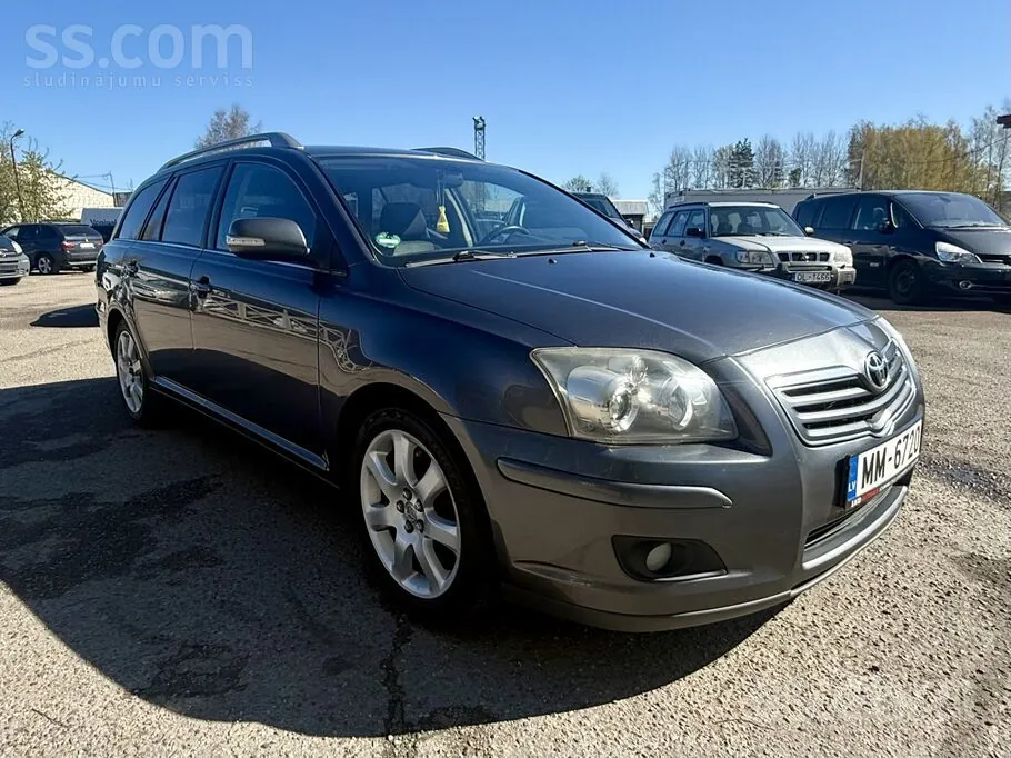 Toyota Avensis 2006 photo 2