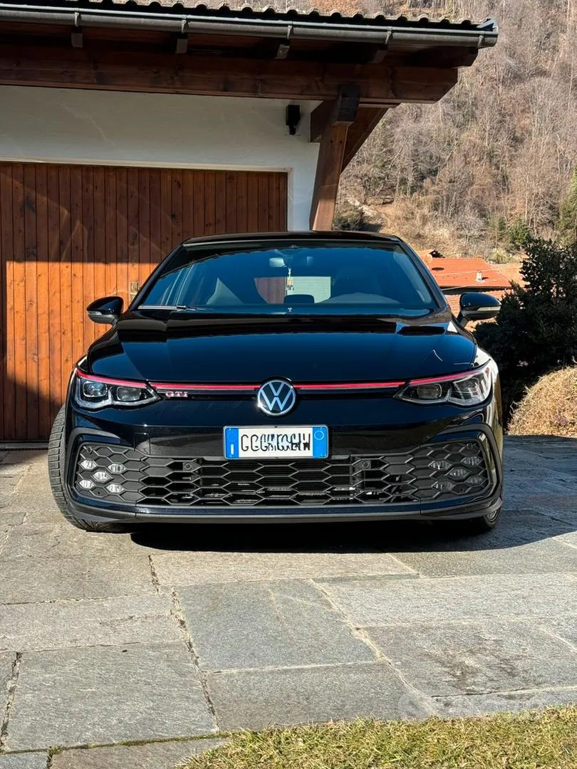 Volkswagen Golf 8 Gti 2020 photo 2
