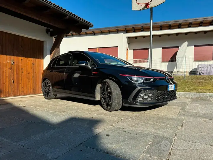 Volkswagen Golf 8 Gti