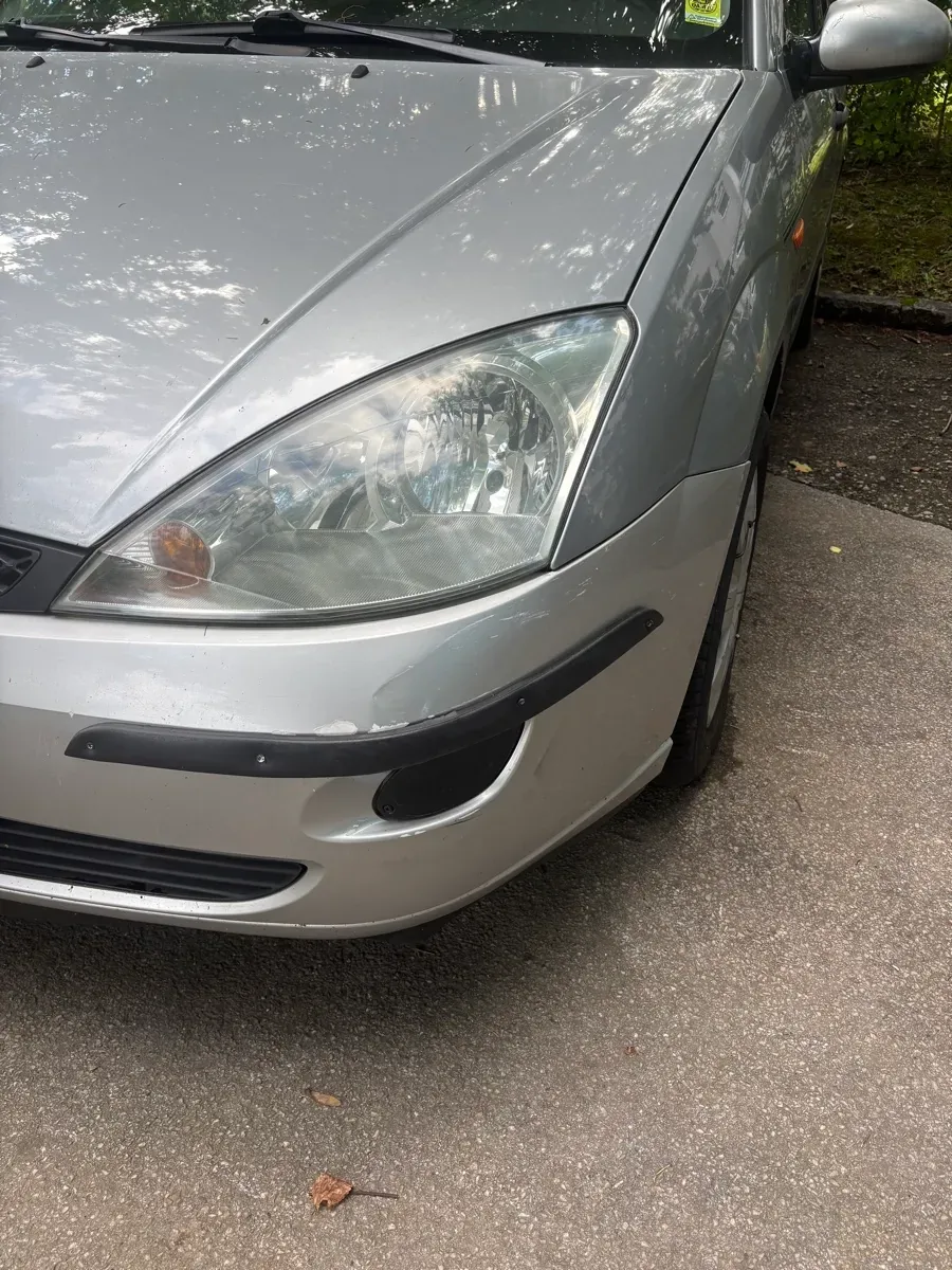 Ford Focus 2002 photo 2
