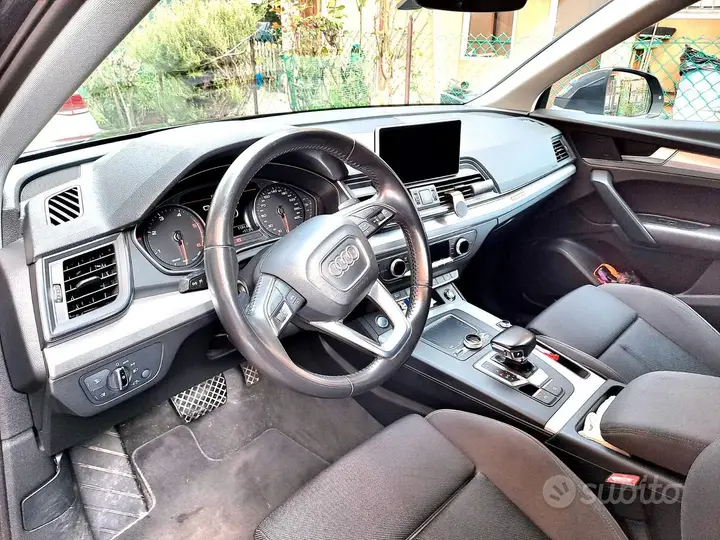 Audi Q5 2017 photo 3