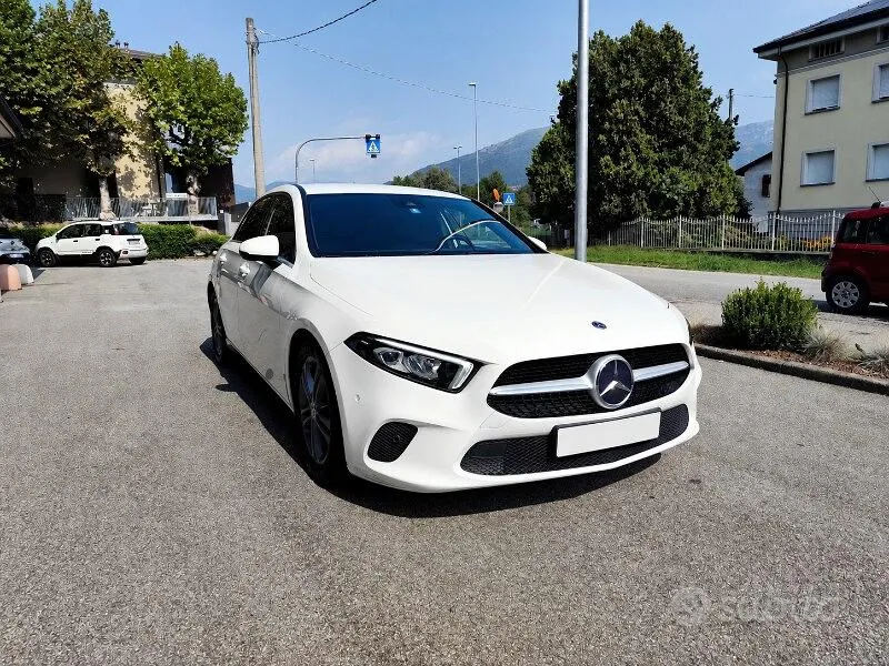 Mercedes-Benz A 180 2019 photo 3