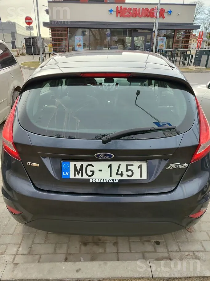 Ford Fiesta 2009 photo 2