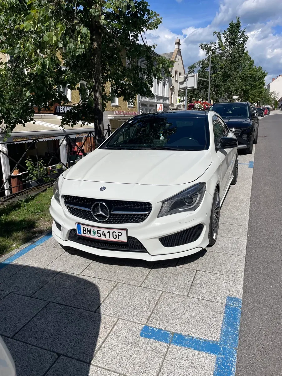 Mercedes-Benz Cla-Class 2015 photo 2