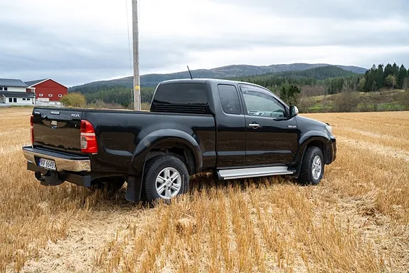 Toyota Hilux 2013 photo 4