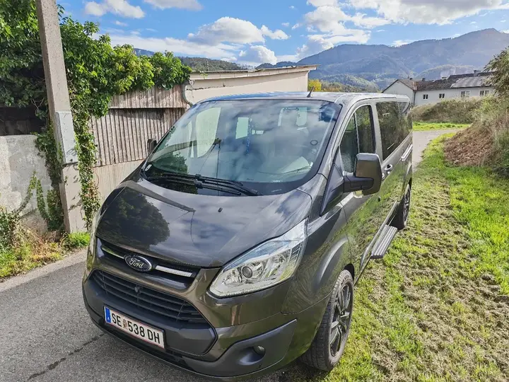 Ford Tourneo