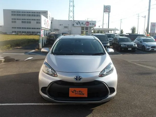Toyota Aqua X 2021 photo 4