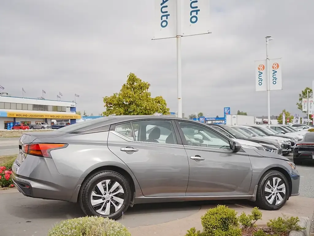 Nissan Altima 2023 photo 5