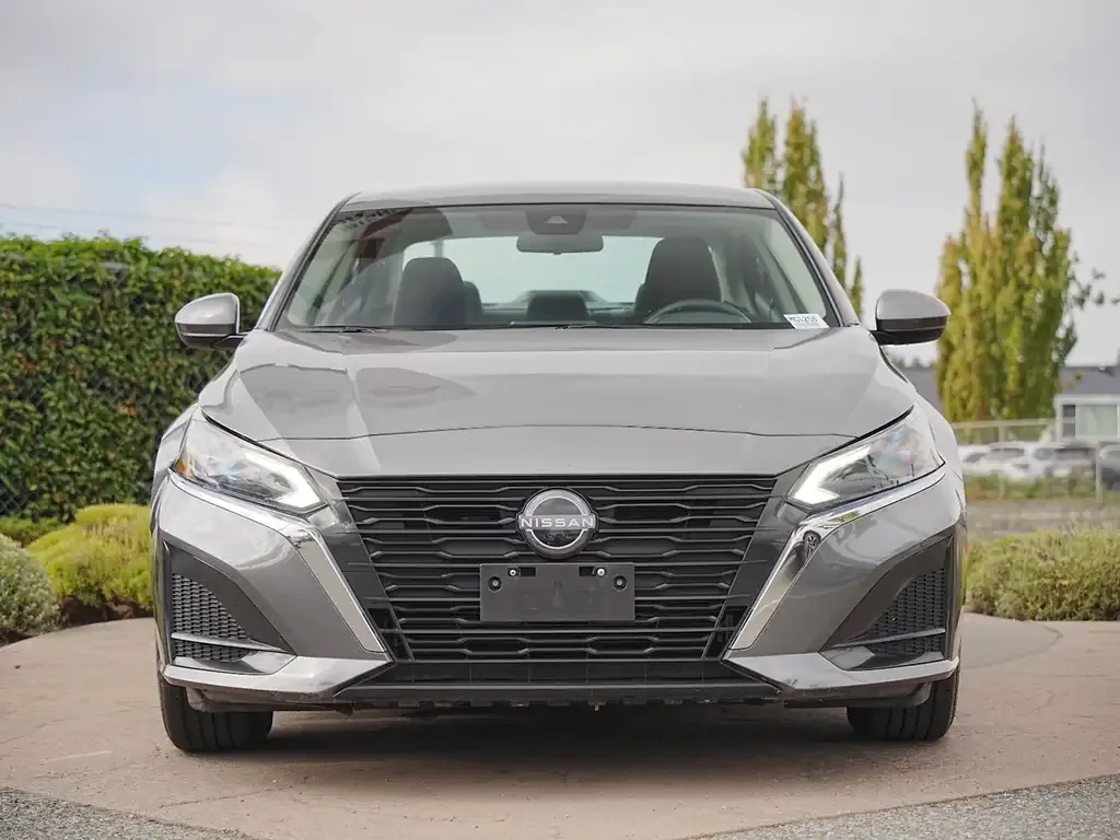 Nissan Altima 2023 photo 3